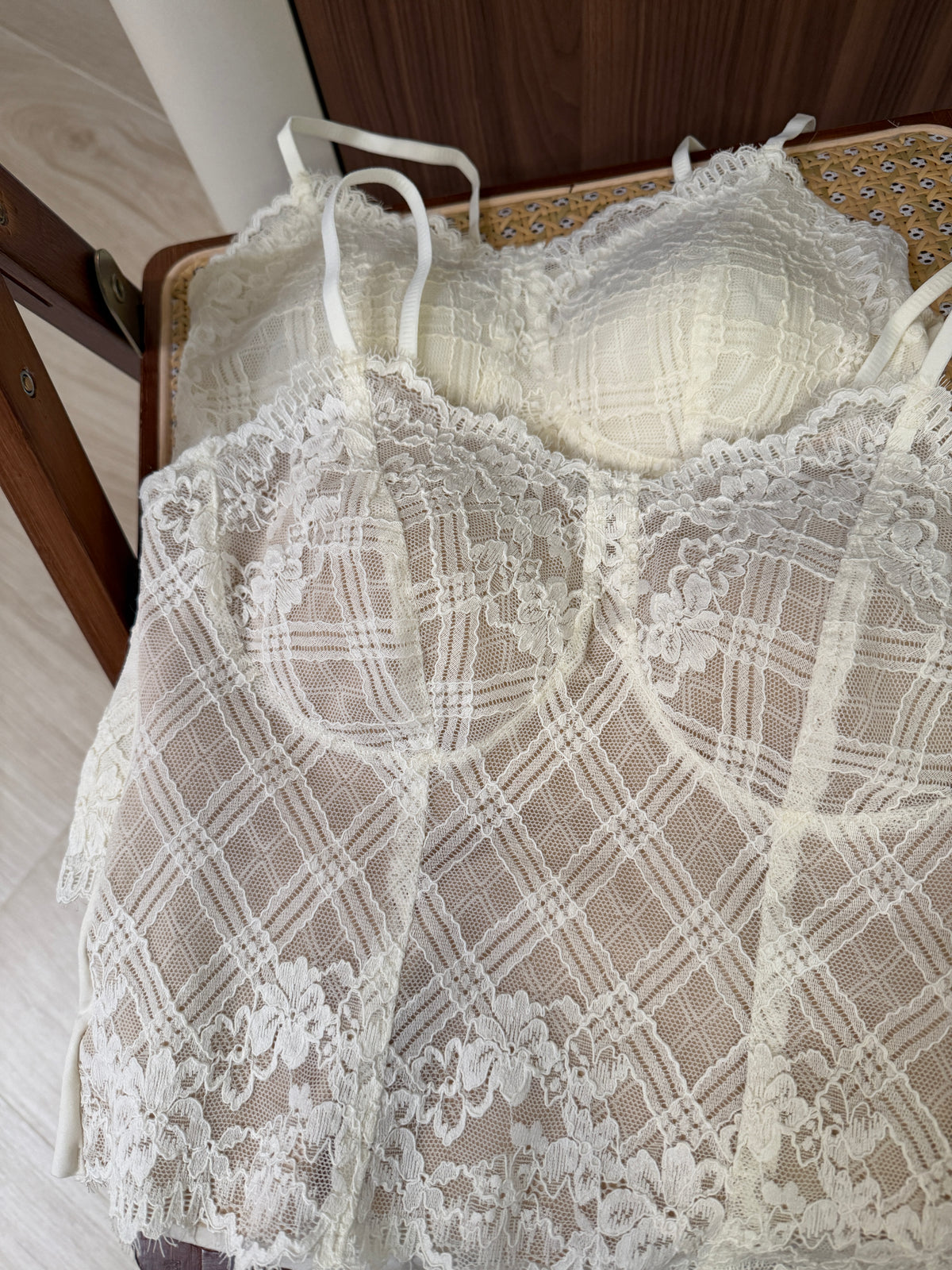 Corset Lace Bratop