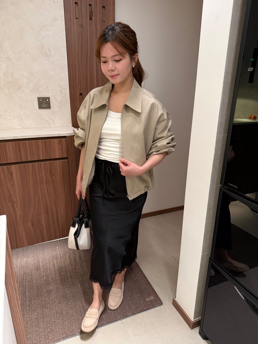 直筒型Satin Skirt