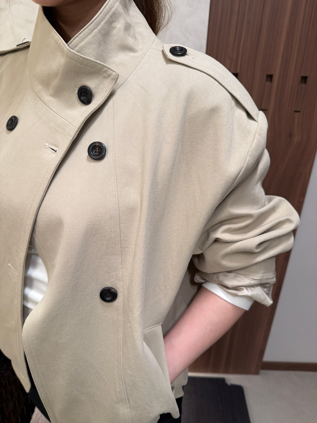 微短版Trench Coat