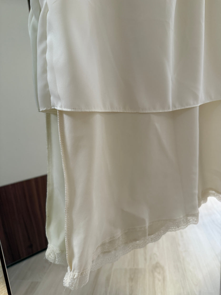 直筒型Satin Skirt