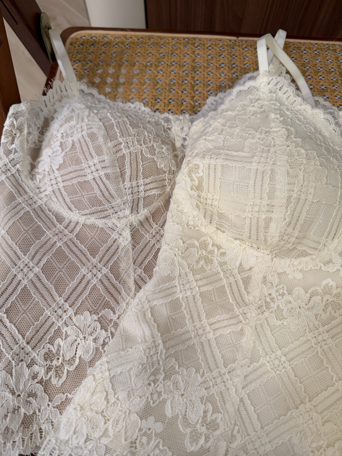 Corset Lace Bratop