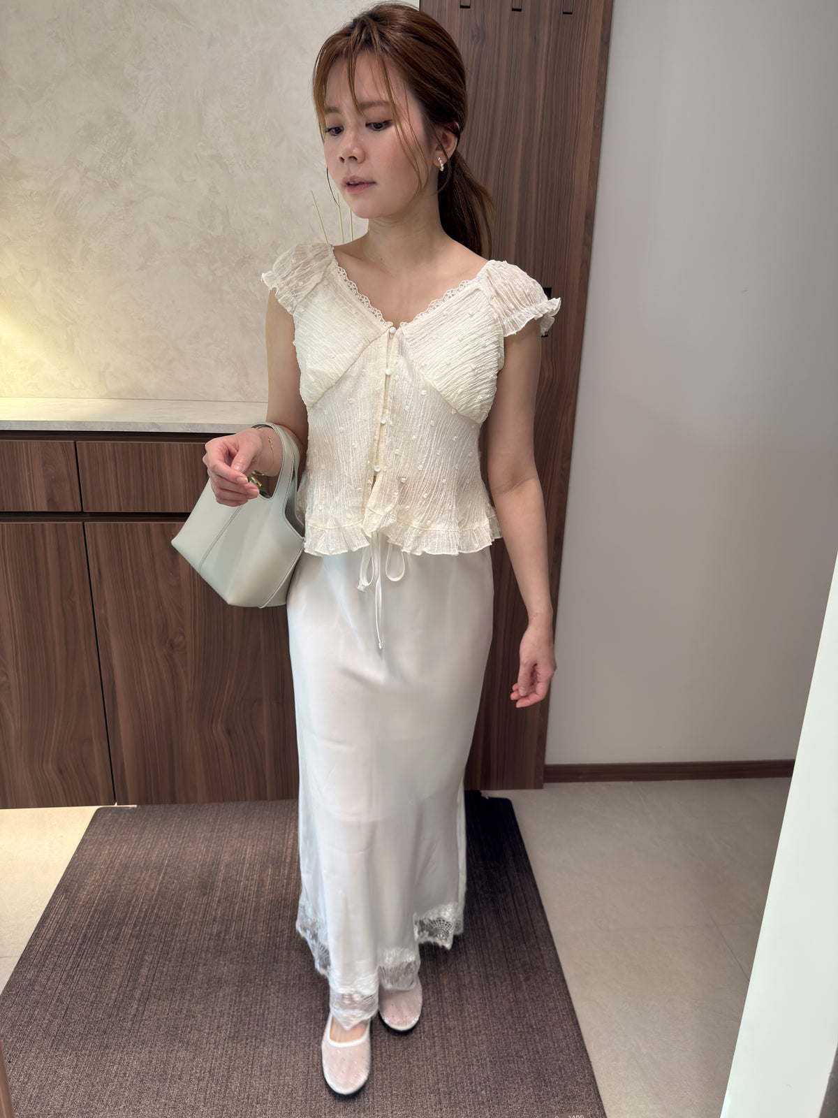 高級緞面skirt